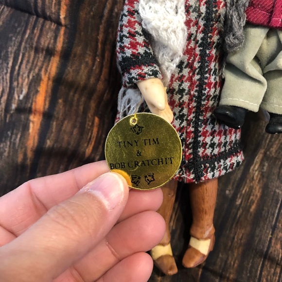 Tiny Tim and Bob Cratchit ceramic ornament - Picture 2 of 5